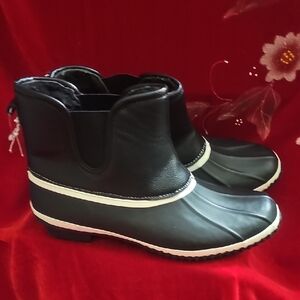 Style & Co. Black and White Winter Boots